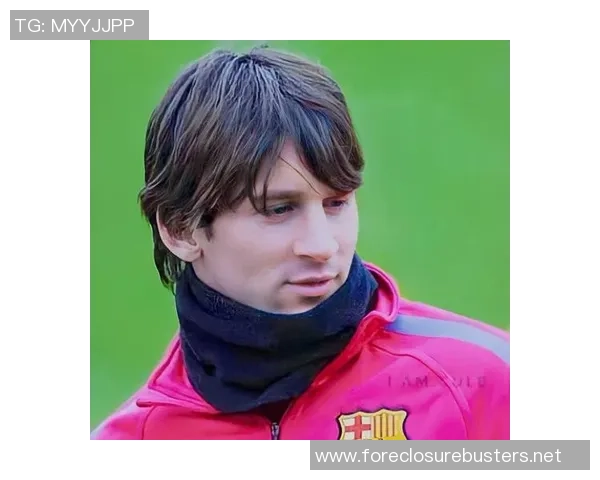 高清男头像足球明星展现运动魅力与个性风采的完美结合 高清男头像足球明星展现运动魅力与个性风采的完美结合